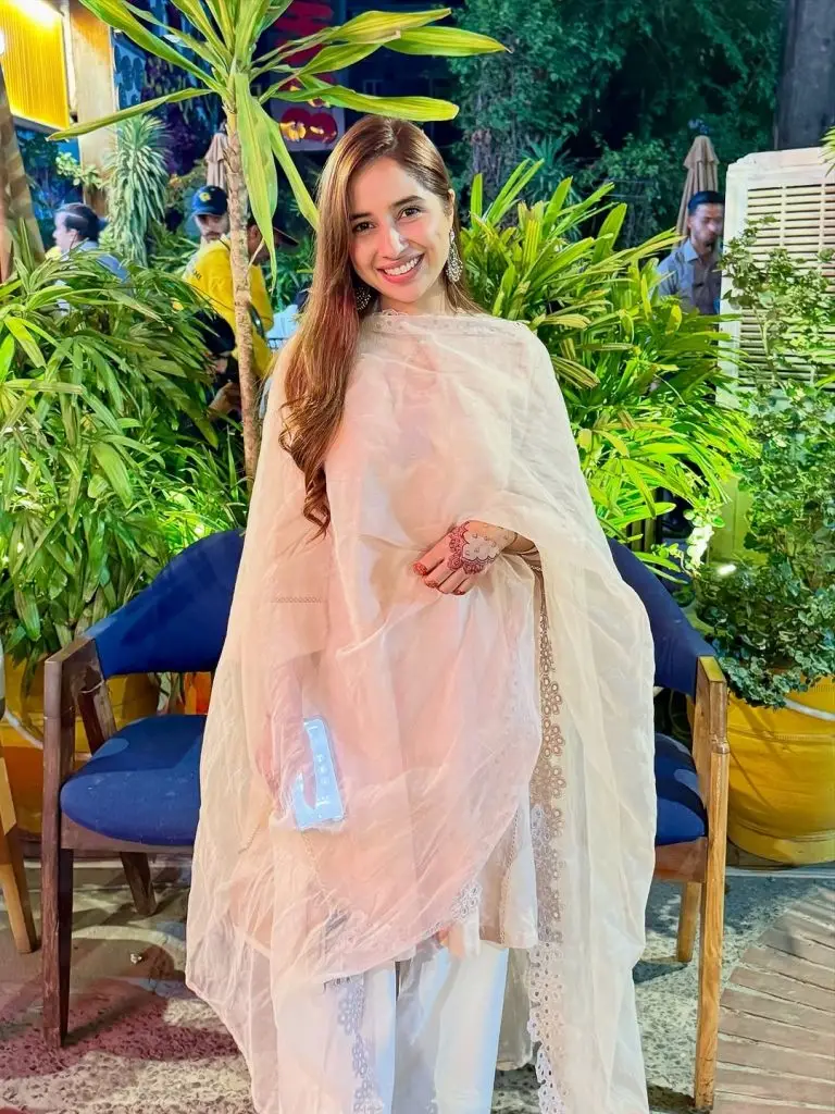 Pakistani Celebrities’ Pictures from Eid Ul Azha Day 3