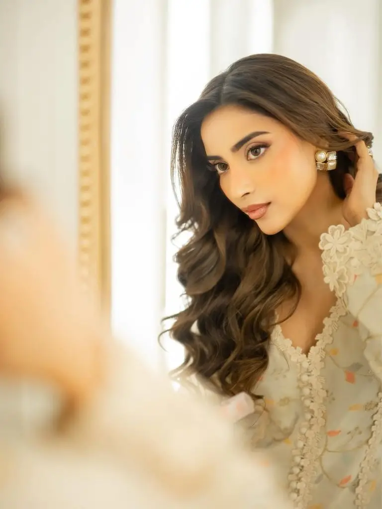 Pakistani Celebrities’ Pictures from Eid Ul Azha Day 3