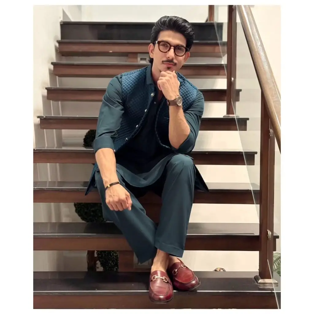 Pakistani Celebrities’ Pictures from Eid Ul Azha Day 3
