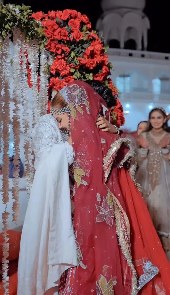Rabeeca Khan & Hussain Tareen Nikah Video