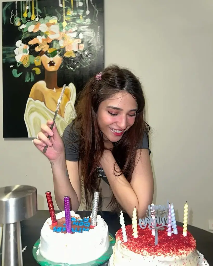 Ramsha Khan’s Bold Birthday Look Criticized