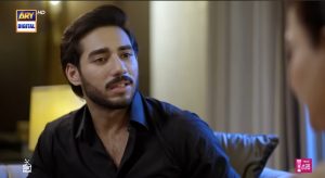 Atiqa Odho On Ali Raza's Hairy Chest in Dastak Reviewit.pk