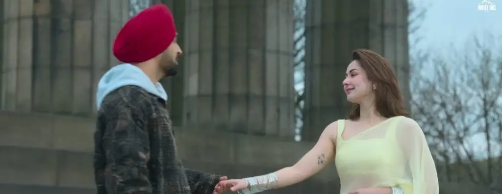 Sardaar Ji 3 Song Sohni Lagdi Featuring Hania Aamir & Diljit Dosanjh
