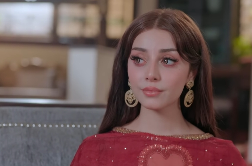Alizeh Shah & Shagufta Ijaz’s Acting & Look Under Scrutiny