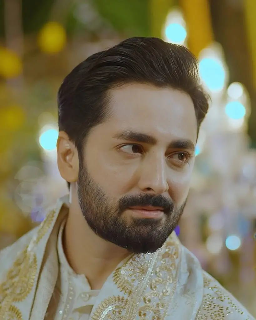 HD Pictures from Drama Serial Sher’s Mehndi Sequence