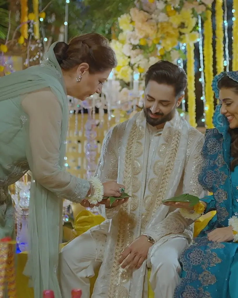 HD Pictures from Drama Serial Sher’s Mehndi Sequence