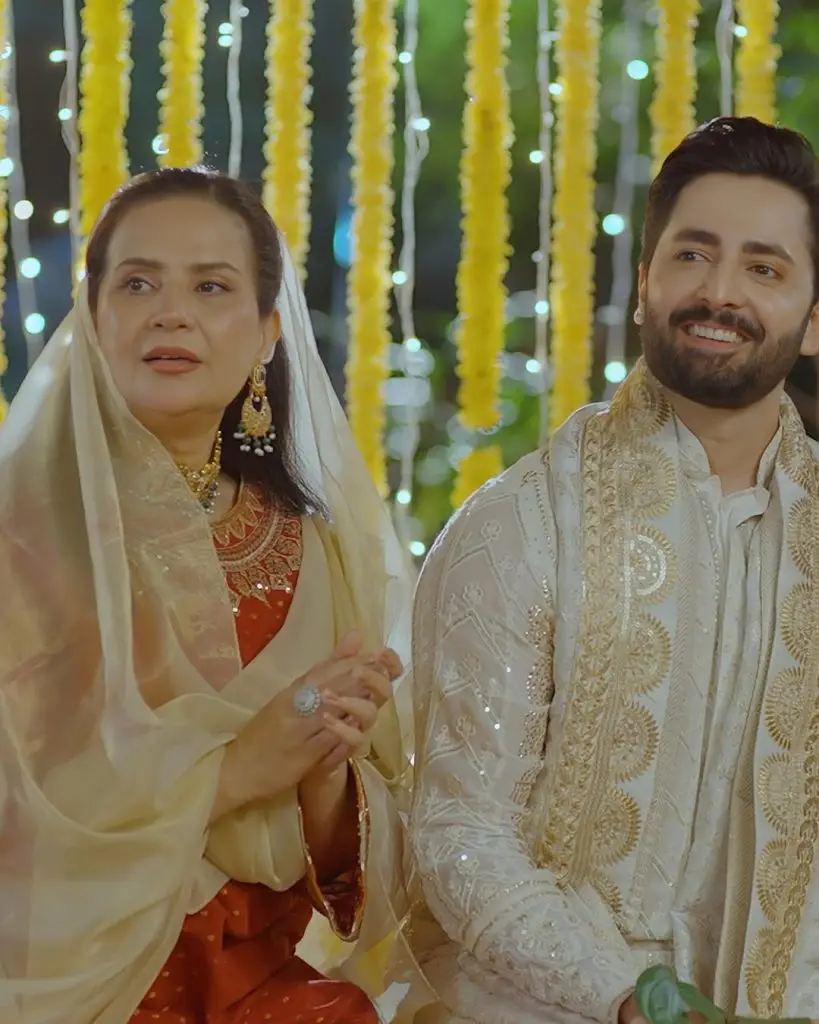 HD Pictures from Drama Serial Sher’s Mehndi Sequence