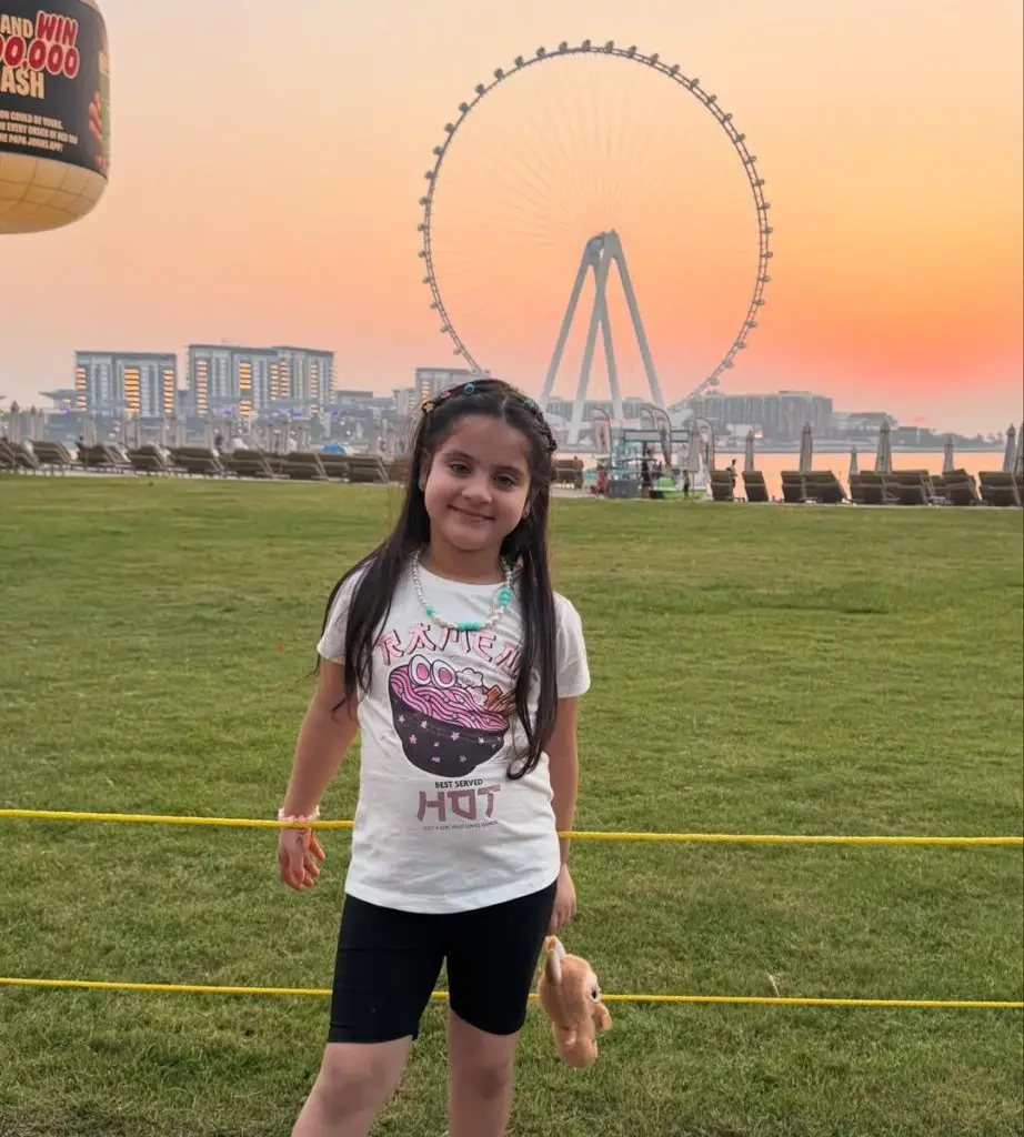 Aiman Khan & Muneeb Butt New Family Clicks From Dubai