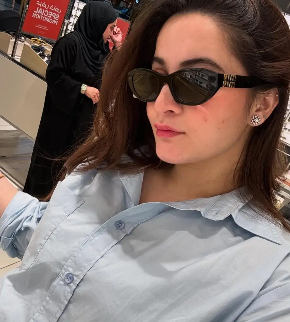 Aiman Khan & Muneeb Butt New Family Clicks From Dubai
