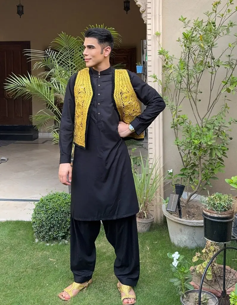 Pakistani Celebrities On Eid Ul Adha 2025 – Day 1