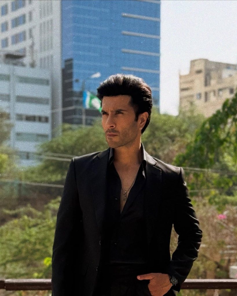 Feroze Khan Hits Back At Actresses Who Criticized Him