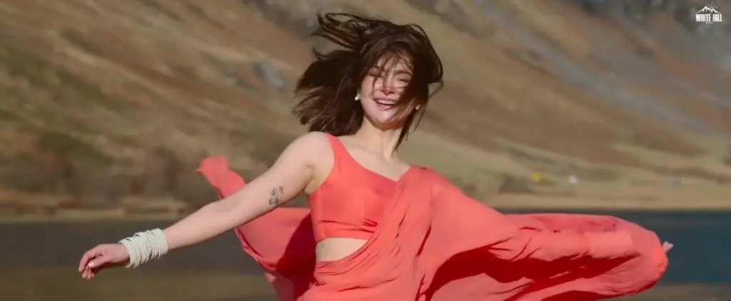 Sardaar Ji 3 Song Sohni Lagdi Featuring Hania Aamir & Diljit Dosanjh