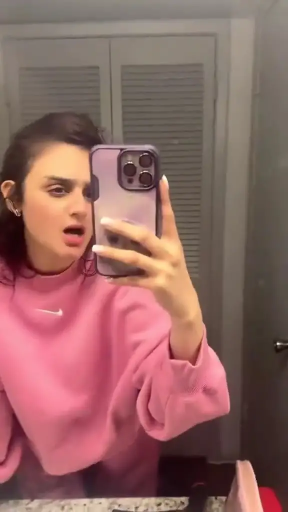 Hira Mani’s Bold Video Elicits Criticism