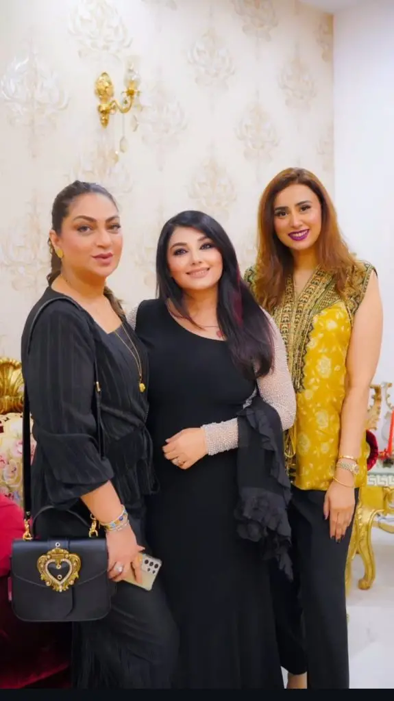 Celebrities Spotted At Javeria Saud’s Birthday Bash