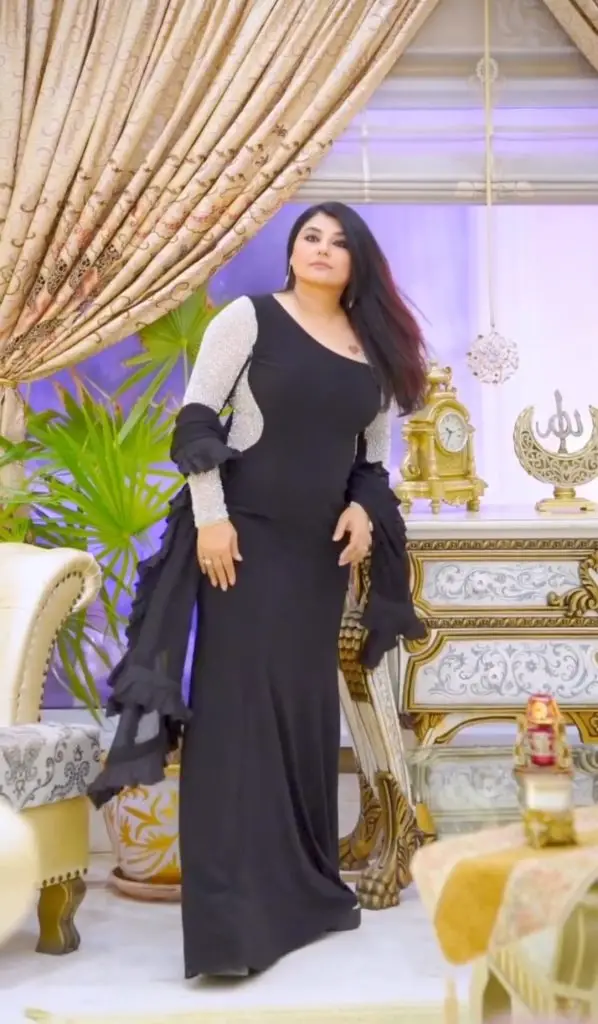 Javeria Saud Shares Birthday Video with Fans