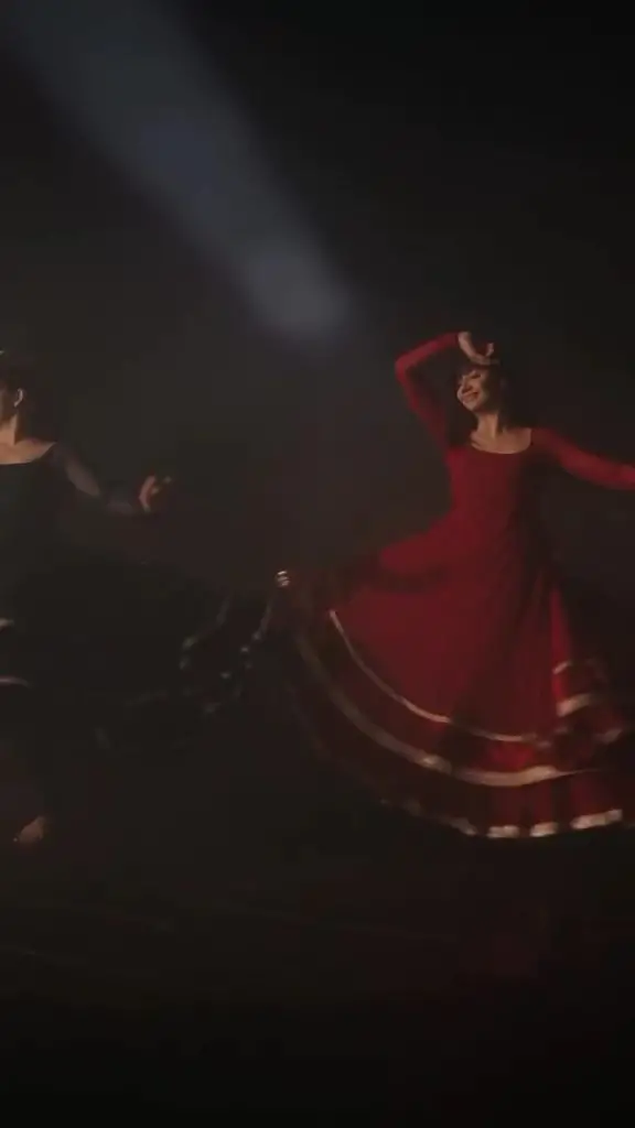 Mahira Khan’s Classical Dance On Toot Gaya