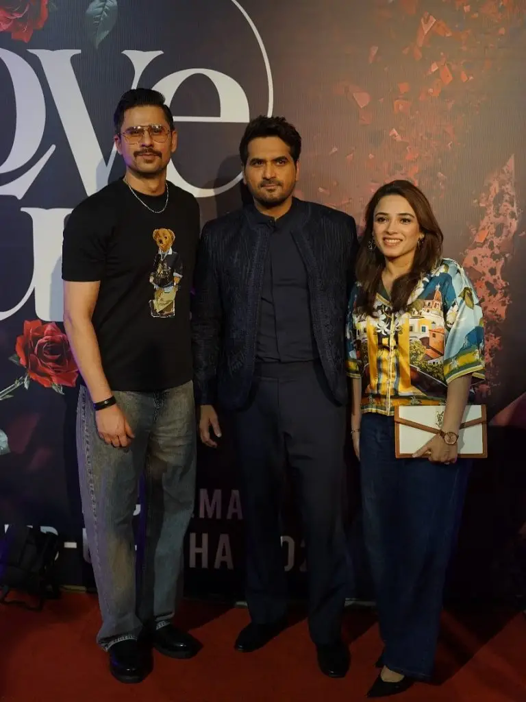 Love Guru Star-Studded Premiere In Lahore