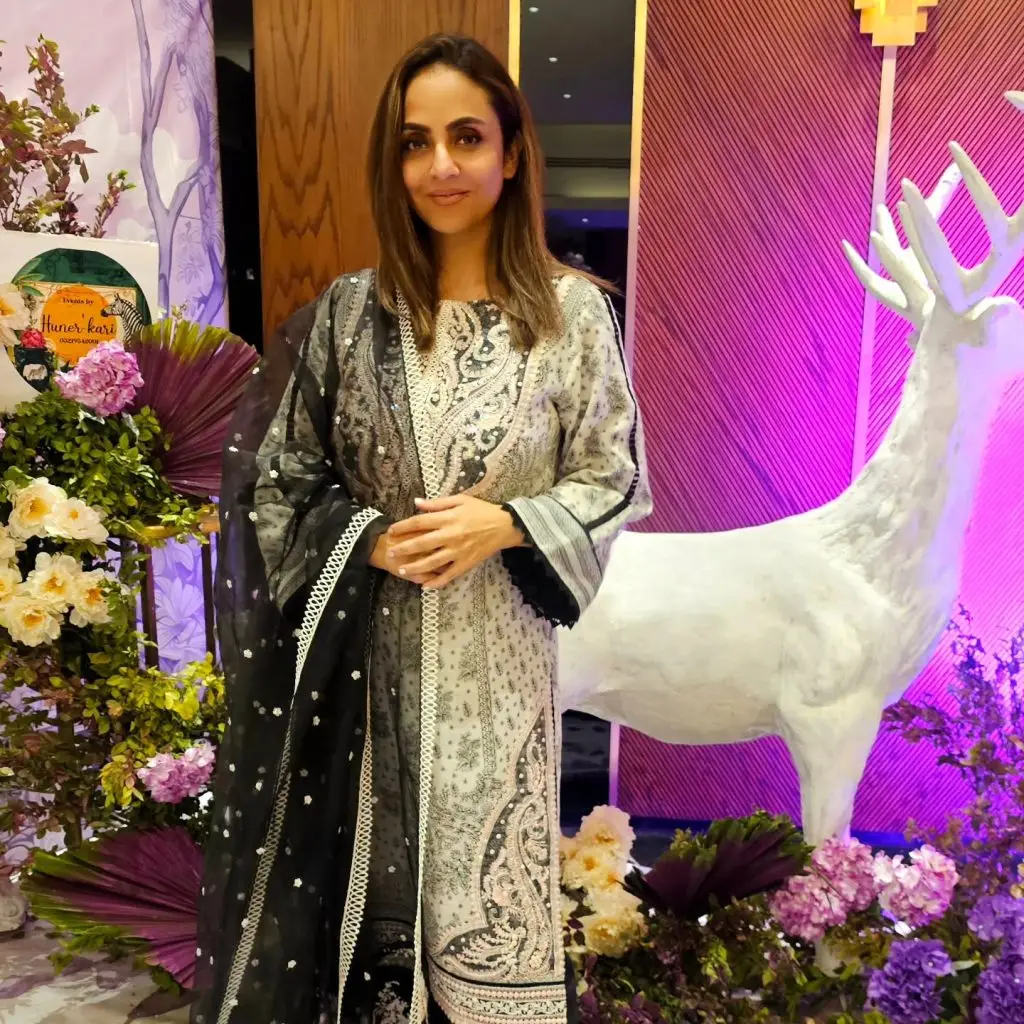 Public & Celebrities Raise Questions After Ayesha Khan’s Sad Demise