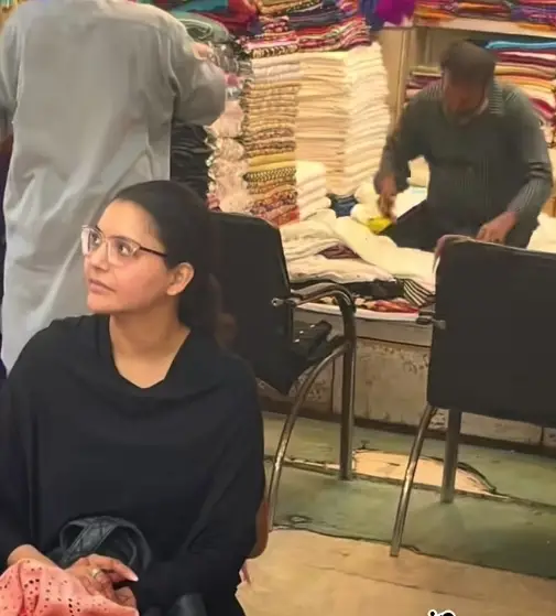 Nida Yasir Spotted Without Make Up – Fans React