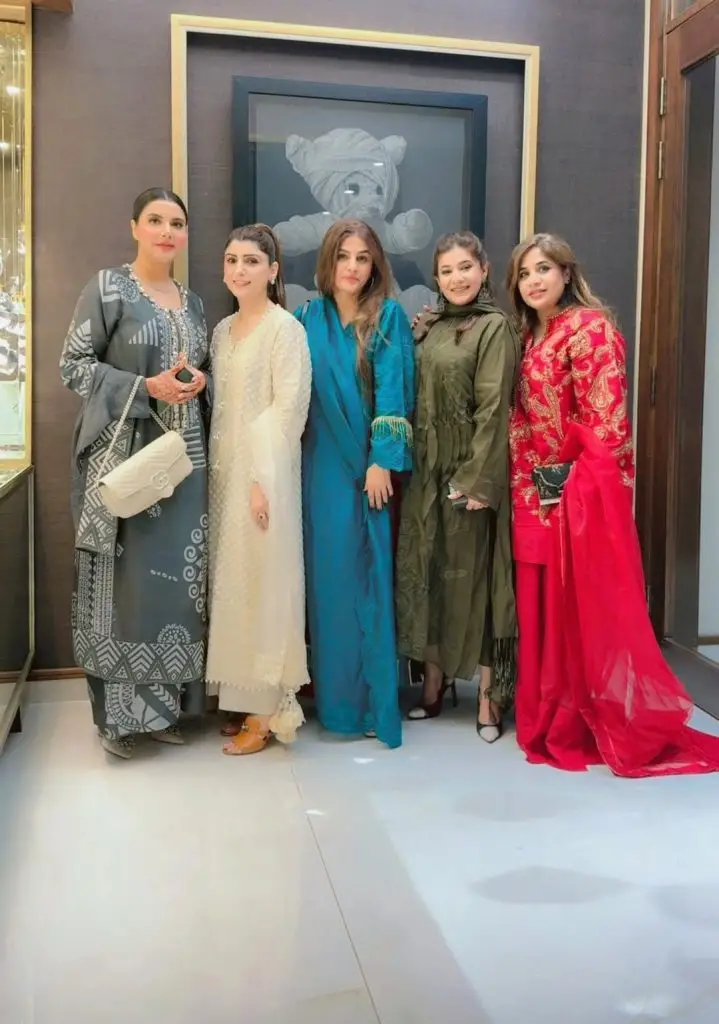 Nida Yasir’s Pictures from Eid ul Azha Day 2