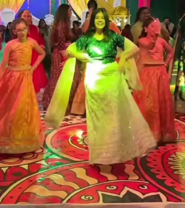 Reham Rafiq Dances At A Friend’s Wedding