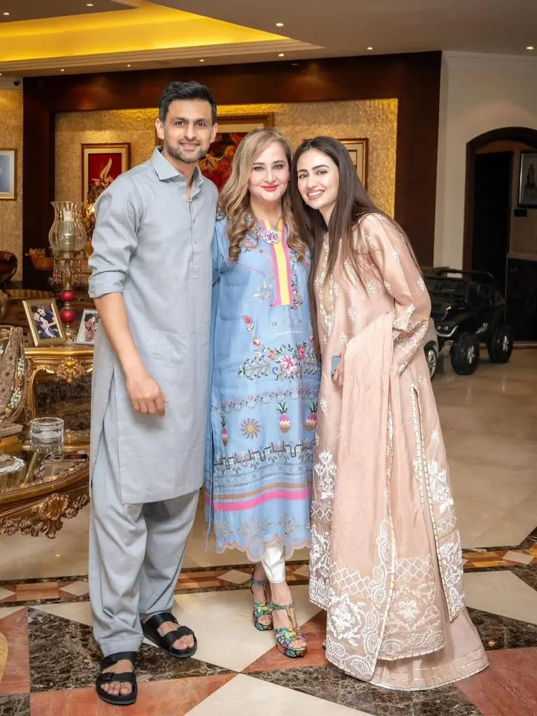 Sana Javed & Shoaib Malik Eid ul Adha Day 1 2025