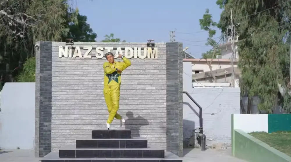 Waseem Akram’s Statue In Hyderabad Stadium Under Discussion