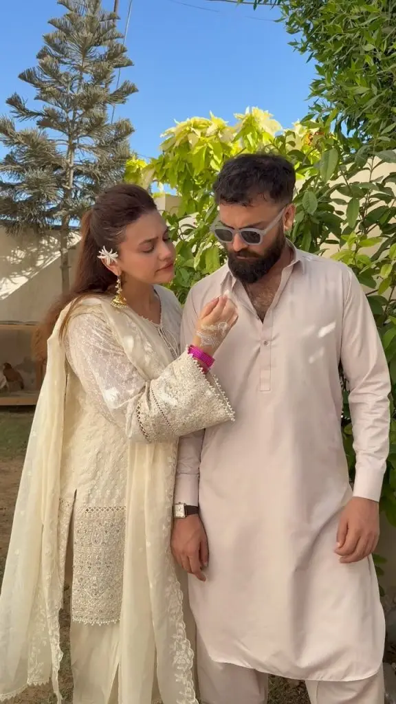 Zara Noor Abbas Under Criticism For Her Statement About Punjabi