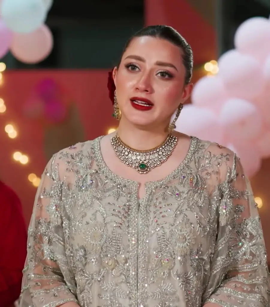 Do Kinaray – Momina Iqbal’s Styling As Dureshehwar The Ultimate Winner