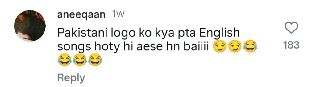 Sarah Khan’s Old Singing Clip Gets Hilarious Reactions