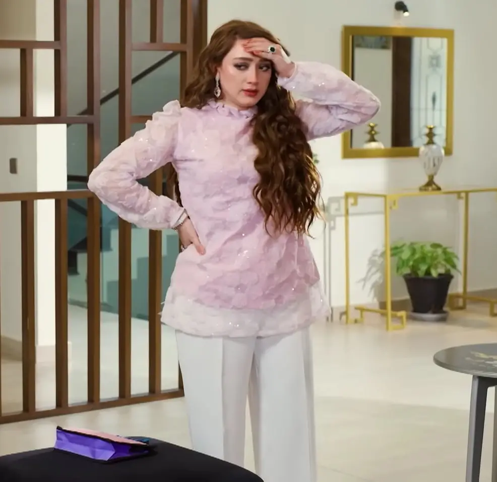 Do Kinaray – Momina Iqbal’s Styling As Dureshehwar The Ultimate Winner