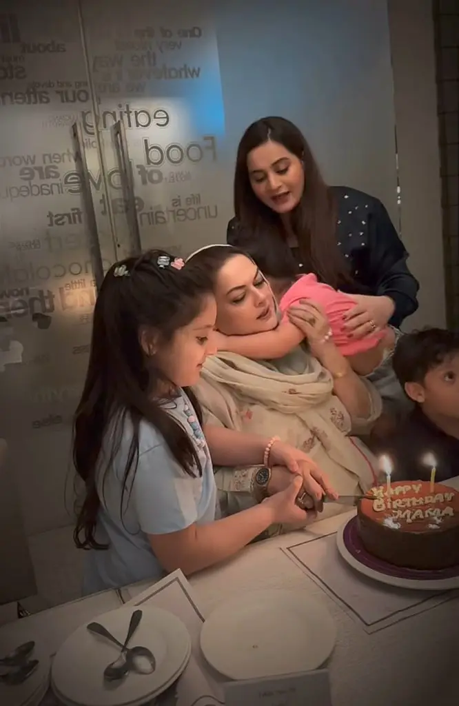 Aiman Khan & Minal Khan Family Celebrate Their Mother’s Birthday