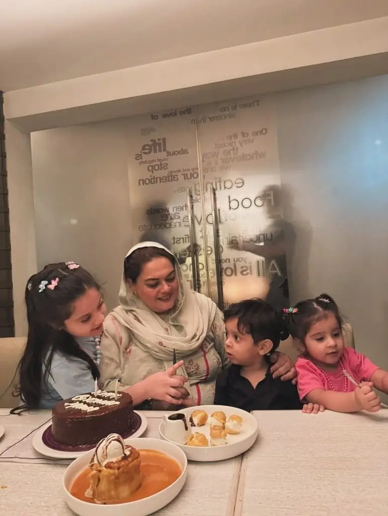 Aiman Khan & Minal Khan Family Celebrate Their Mother’s Birthday