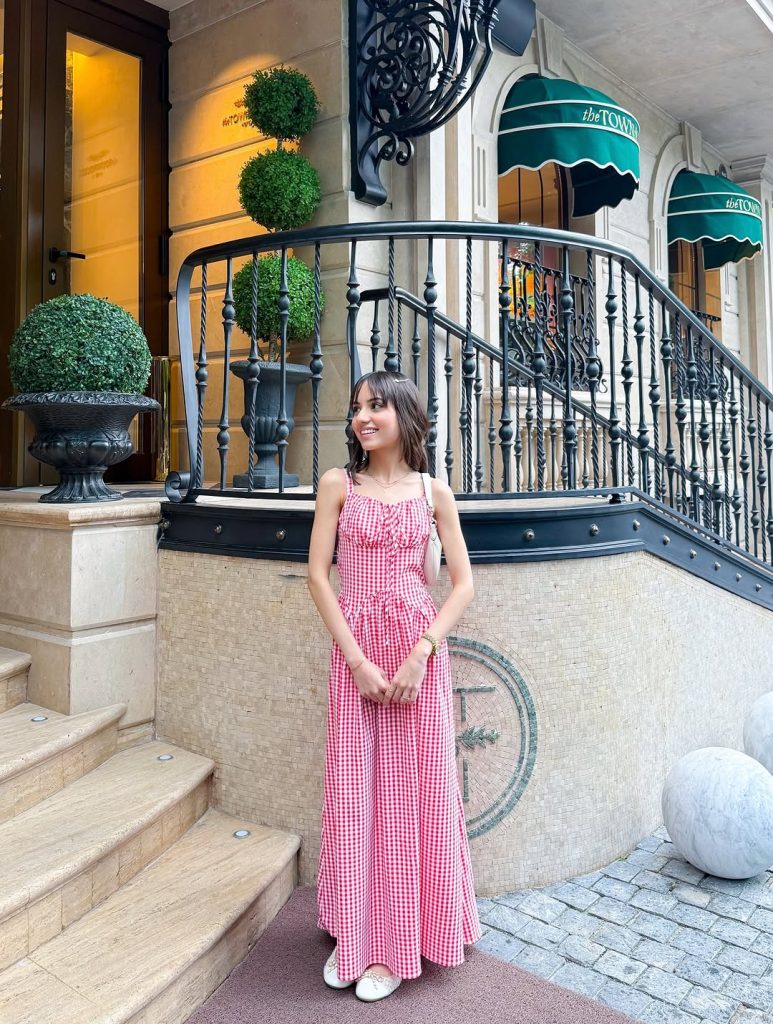 Wania Nadeem’s Sister Makes Drama Debut