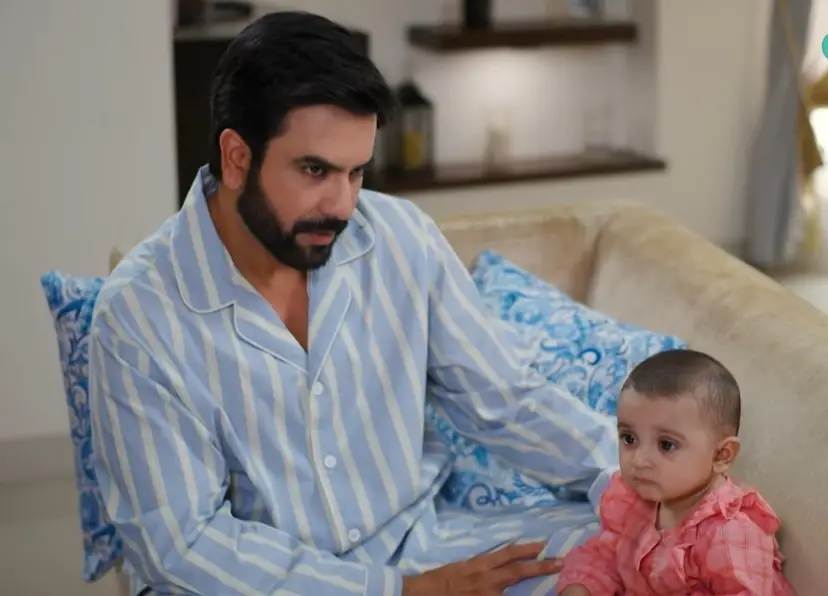 Fans’ Funny Comments on Same Child Star in Dayan & Do Kinaray