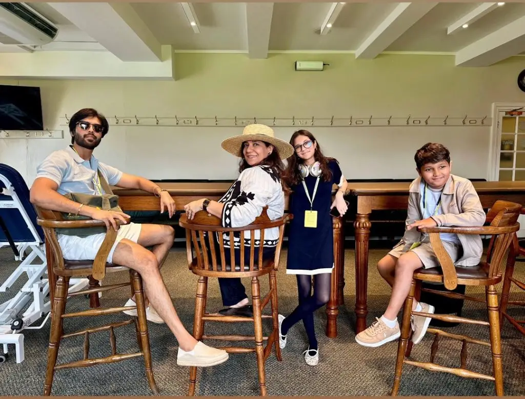 Fahad Mustafa’s New Adorable Family Clicks From London