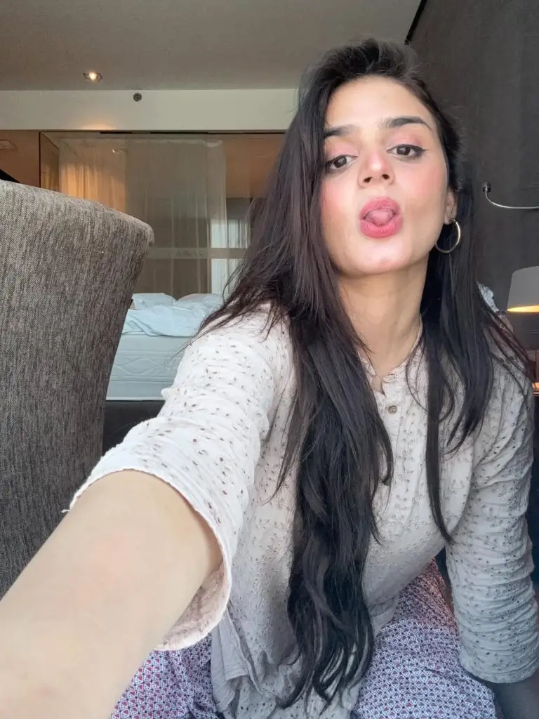 Hira Mani’s Latest Pictures & Reel Heavily Criticized