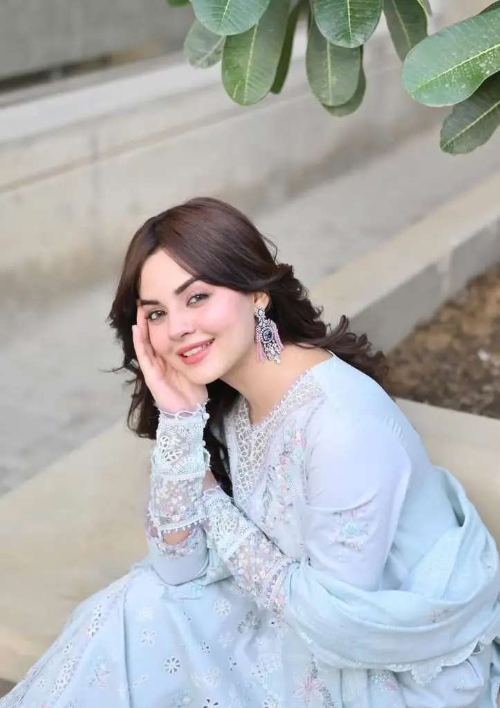 Yashma Gill Shares Insights on Komal Meer’s Marriage Proposals