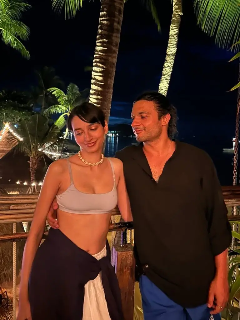 Mamya Shajaffar Bold Vacation Looks Heavily Criticized