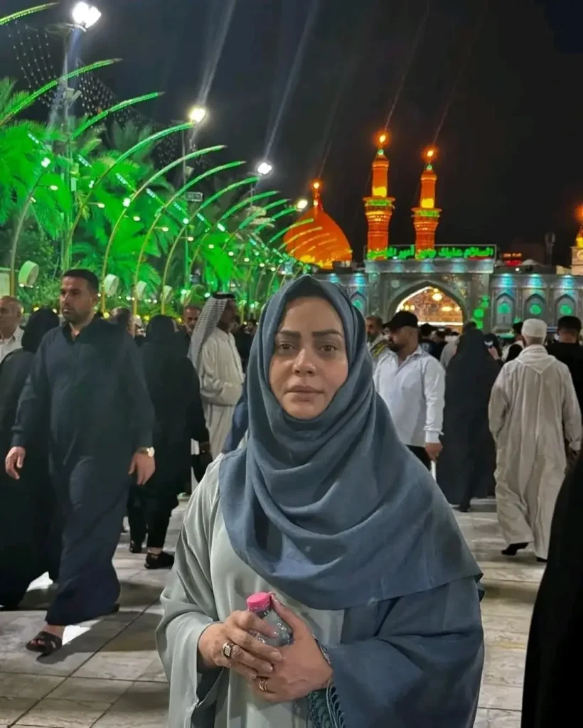 Pakistani Ahl e Tashie Celebrities Observe Muharram with Respect