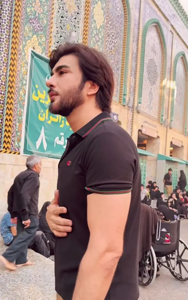 Pakistani Ahl e Tashie Celebrities Observe Muharram with Respect