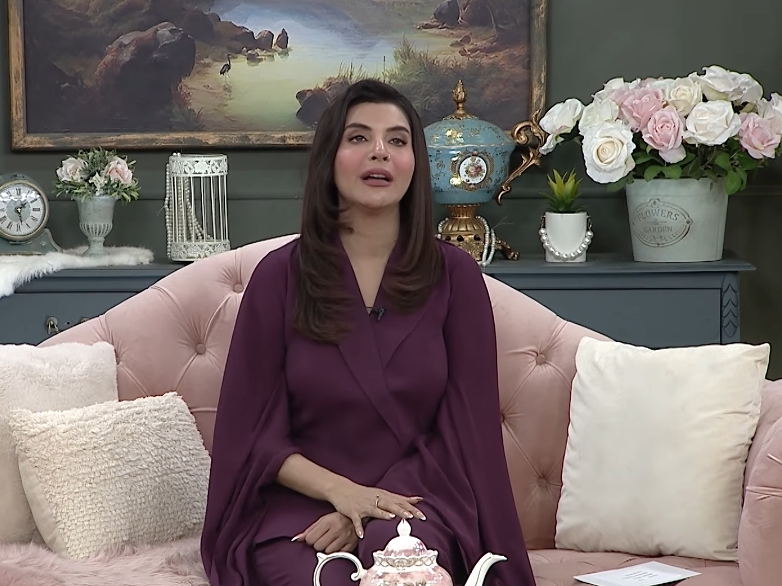 Nida Yasir Cries As She Talks About Losing Her Mother