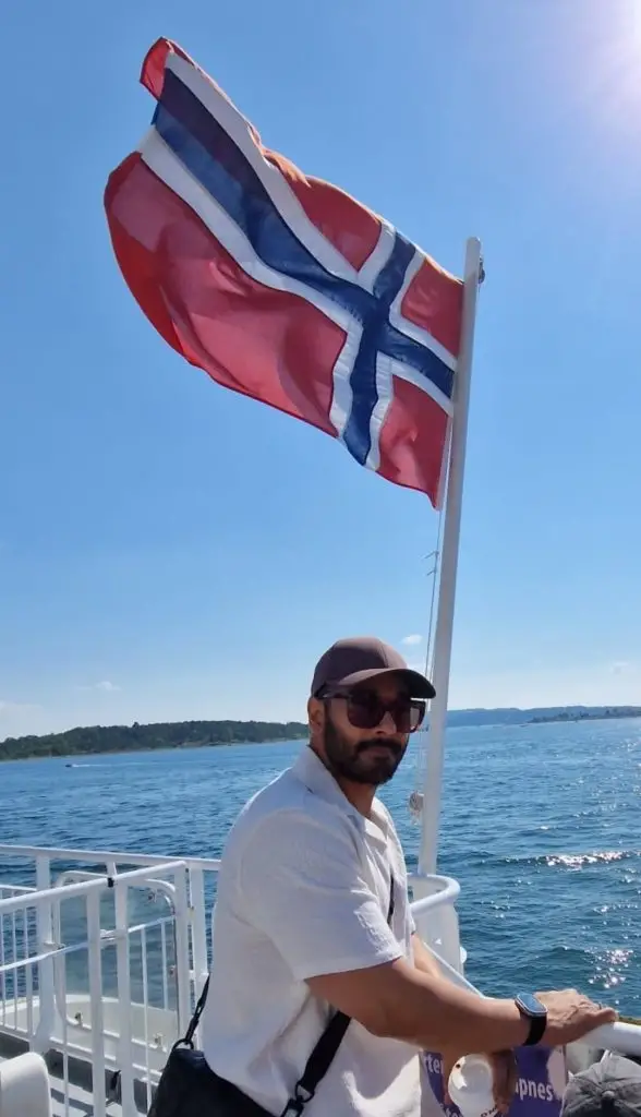 Faysal Quraishi Family Clicks From Norway
