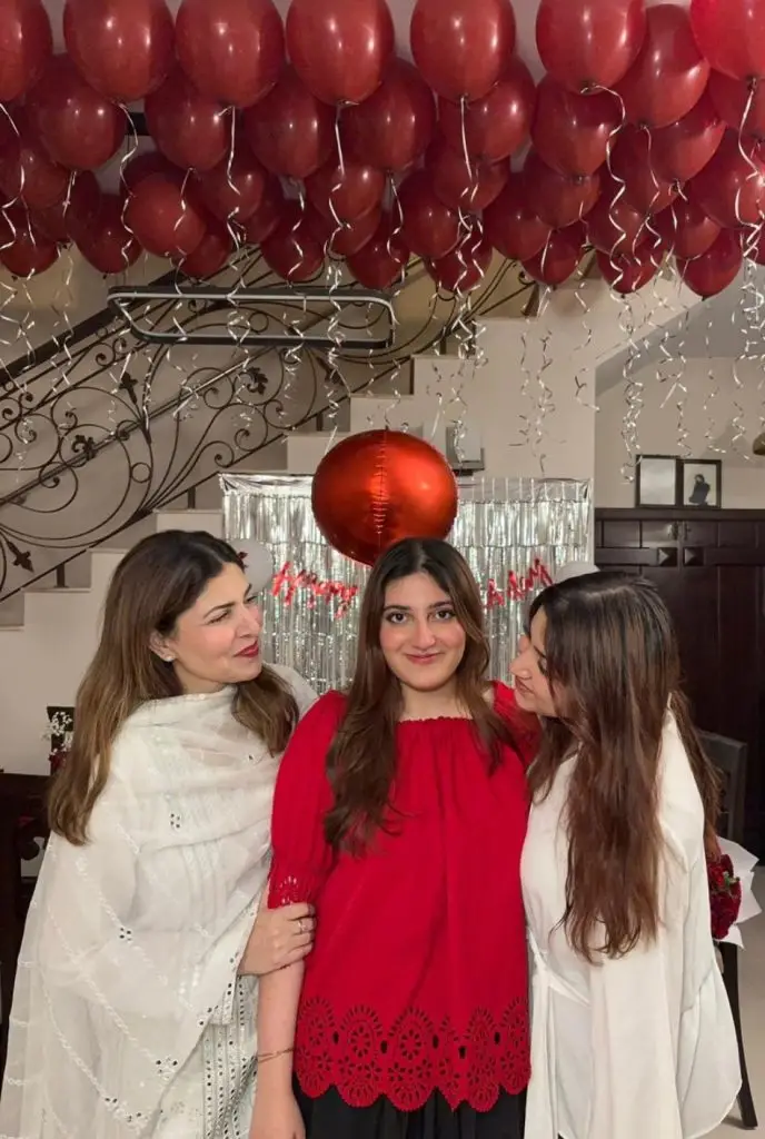 Shagufta Ejaz’s Adorable Family Pictures