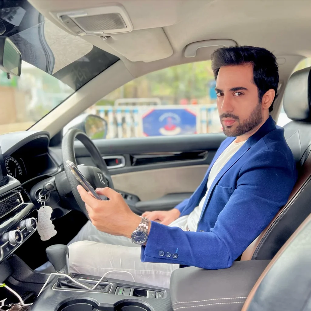 10 Pakistani Stars Who Climbed From Supporting to Lead Successfully