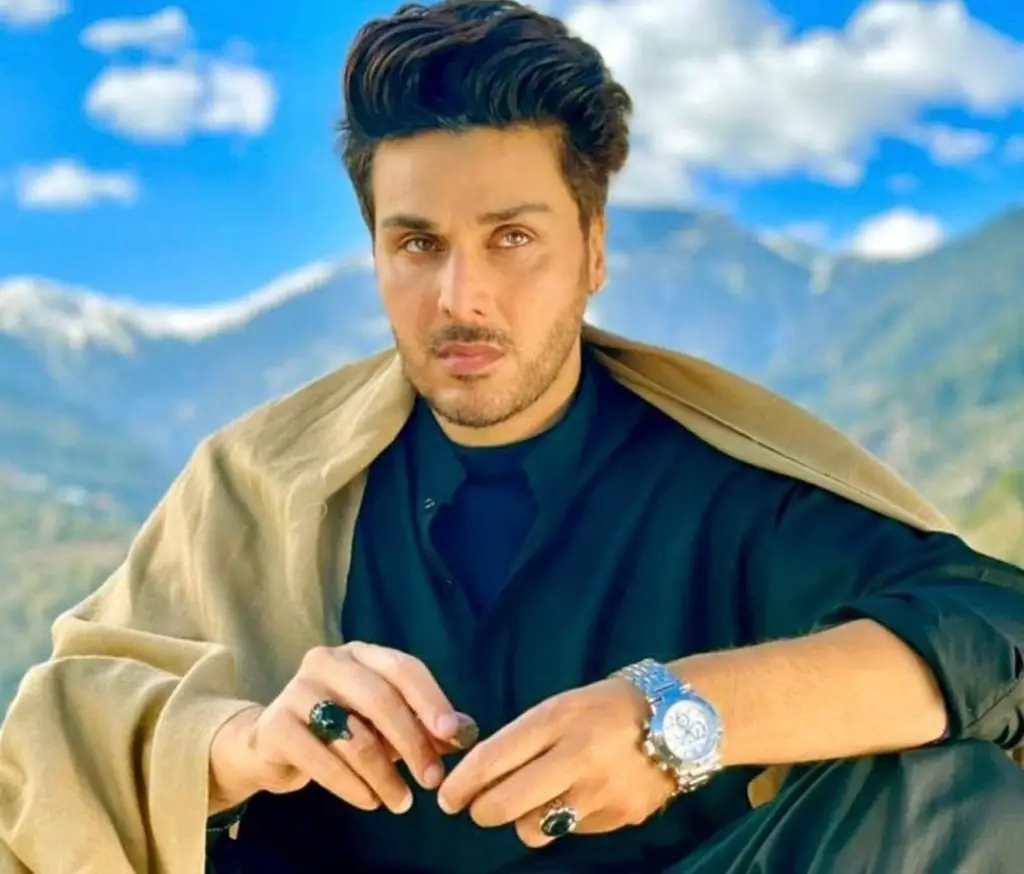 Pakistanis React To Ahsan Khan Meeting Javed Akhtar