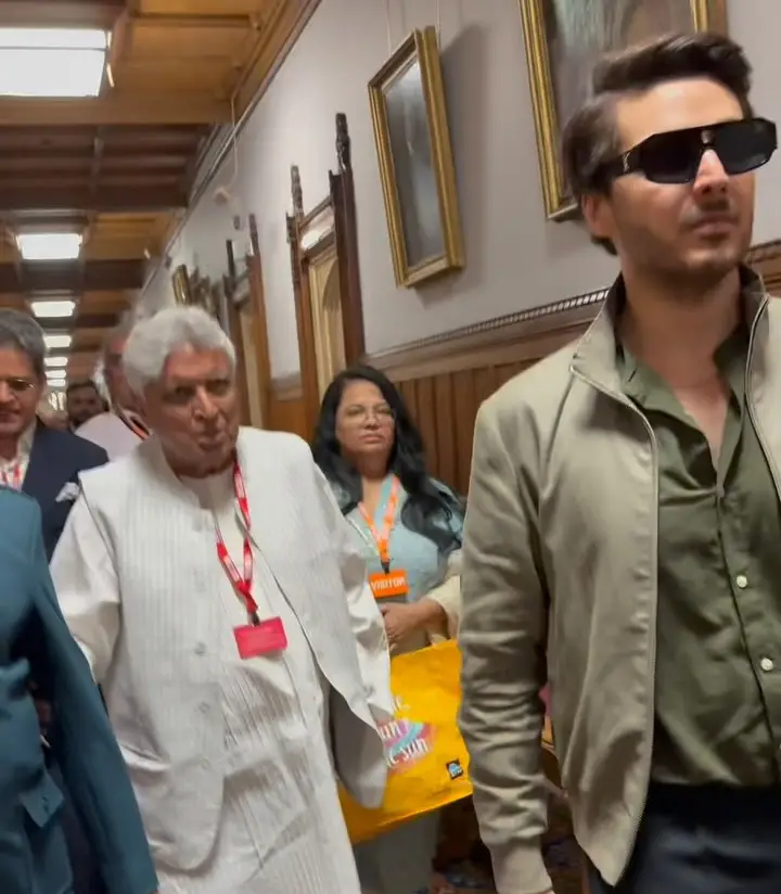 Pakistanis React To Ahsan Khan Meeting Javed Akhtar