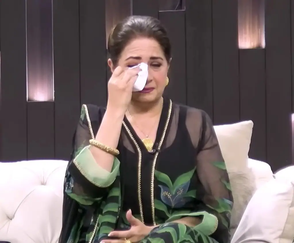 Atiqa Odho Breaks Down Recalling In-Laws Behaviour