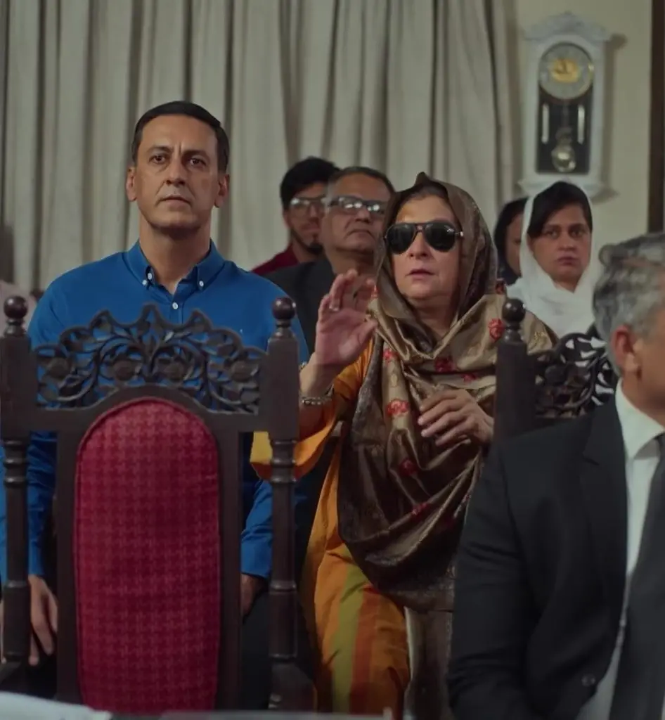 Behroopia Episode 24 – Zara’s Mother’s Sunglasses Get Hilarious Reactions