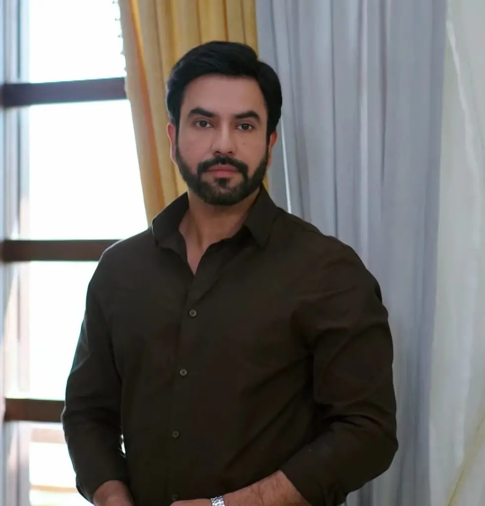 Do Kinaray Episode 38 – Fans Think Waleed Deserved Dureshehwar